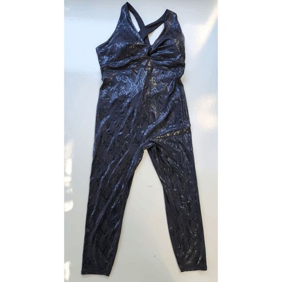 Fabletics NWOT Athletic Jumpsuit Black Snake Skin Print Size 1X - Picture 1 of 6